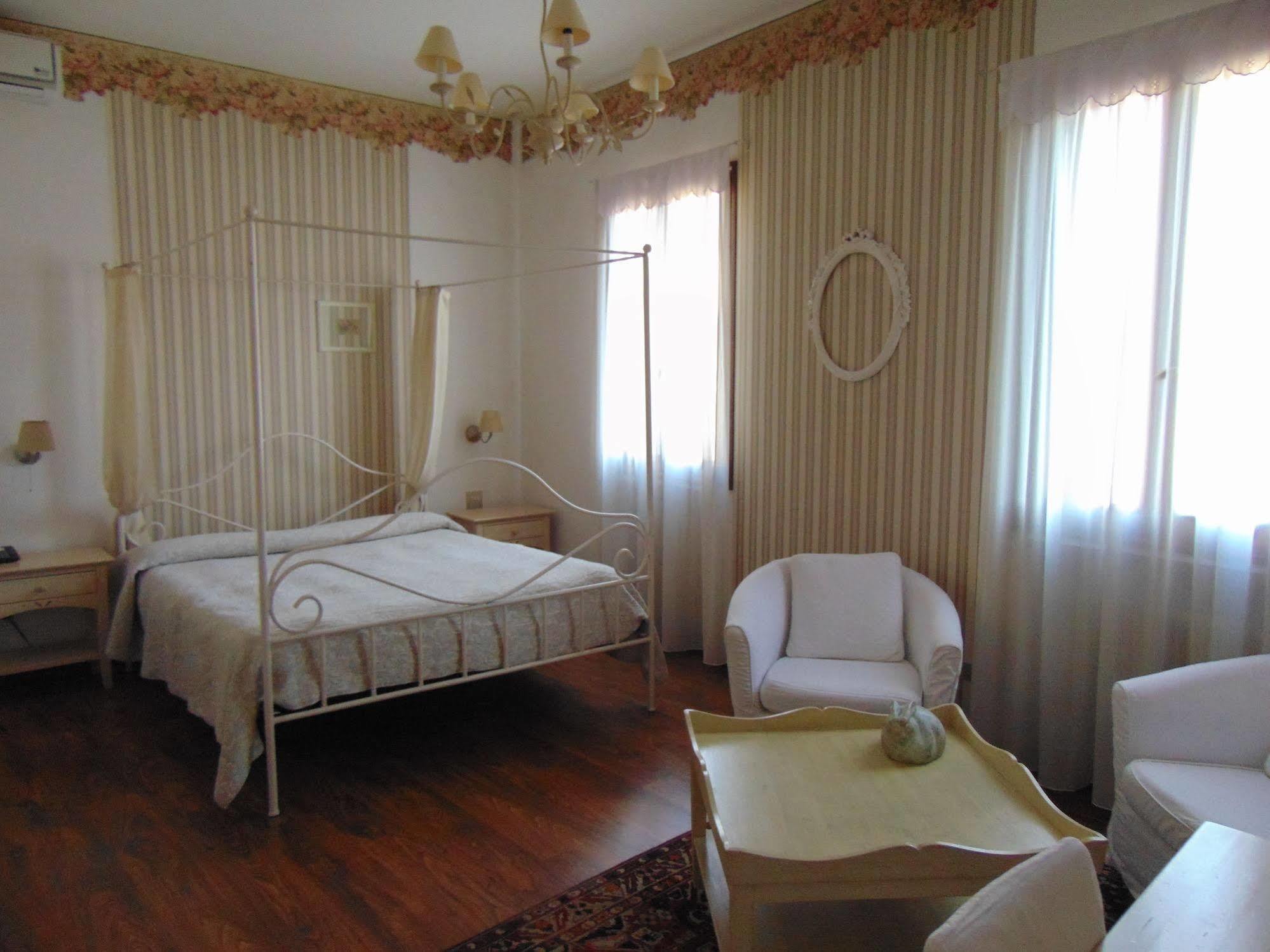 Hotel Il Focolare Treviso Exterior foto
